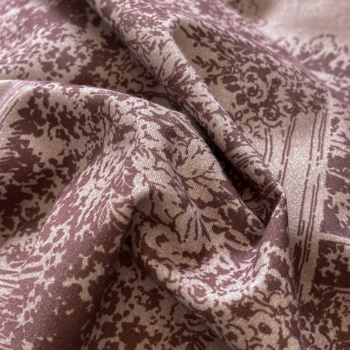 91家纺网 家纺一手货源 找家纺 典曼家纺 2025新品法式复古全棉A类磨毛四件套 春烟-红