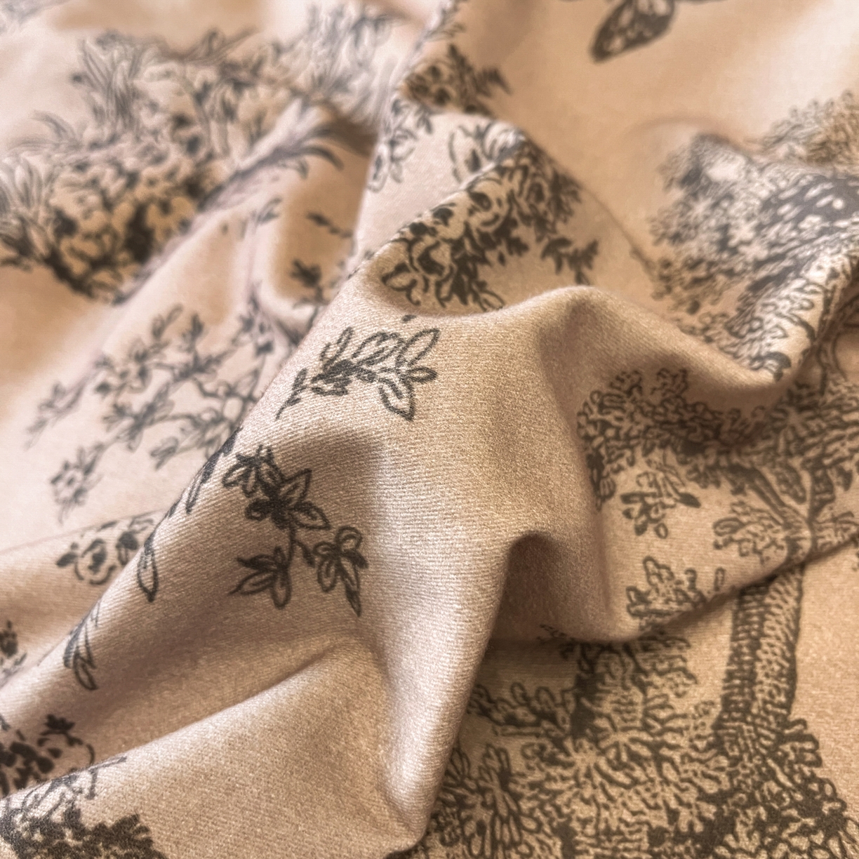 91家纺网 家纺一手货源 找家纺 典曼家纺 2025新品法式复古全棉A类磨毛四件套 春烟-咖