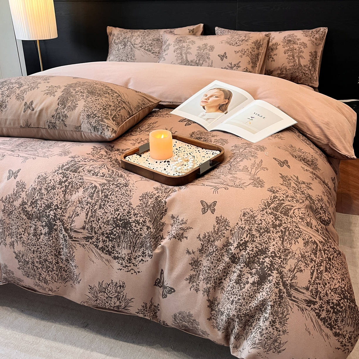 91家纺网 家纺一手货源 找家纺 典曼家纺 2025新品法式复古全棉A类磨毛四件套 春烟-咖