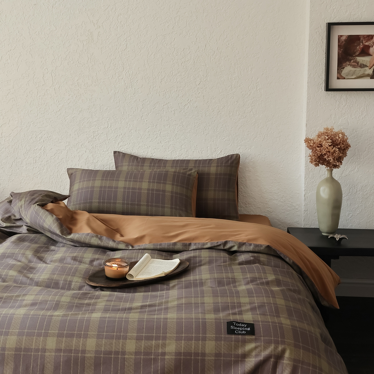 91家纺网 家纺一手货源 找家纺 三味舒屋 2025新款50支全棉磨毛印花四件套-格纹俱乐部 咖绿格俱乐部