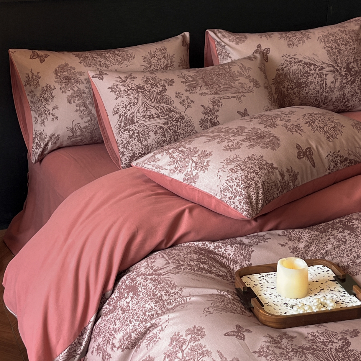 91家纺网 家纺一手货源 找家纺 典曼家纺 2025新品法式复古全棉A类磨毛四件套 春烟-红