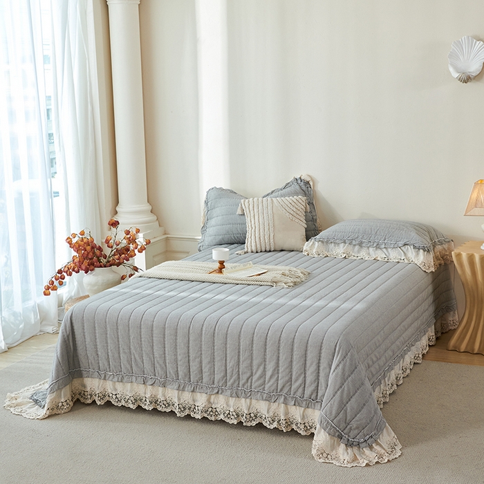 91家纺网 家纺一手货源 找家纺 桂雅居 2025新款舒适麻棉麻蕾丝花边单床盖床盖单件 烟墨灰