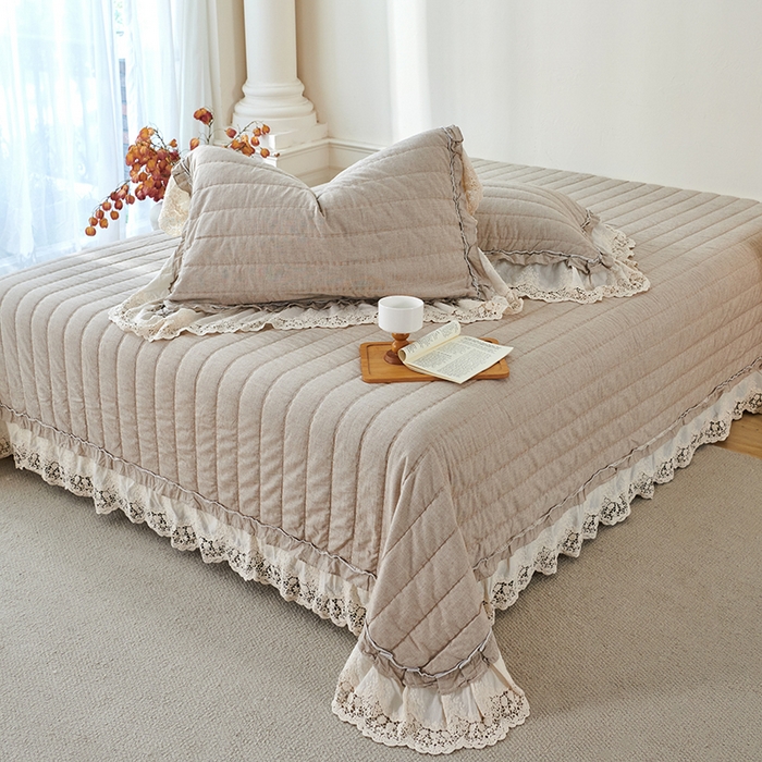 91家纺网 家纺一手货源 找家纺 桂雅居 2025新款舒适麻棉麻蕾丝花边单床盖床盖单件 栗壳色