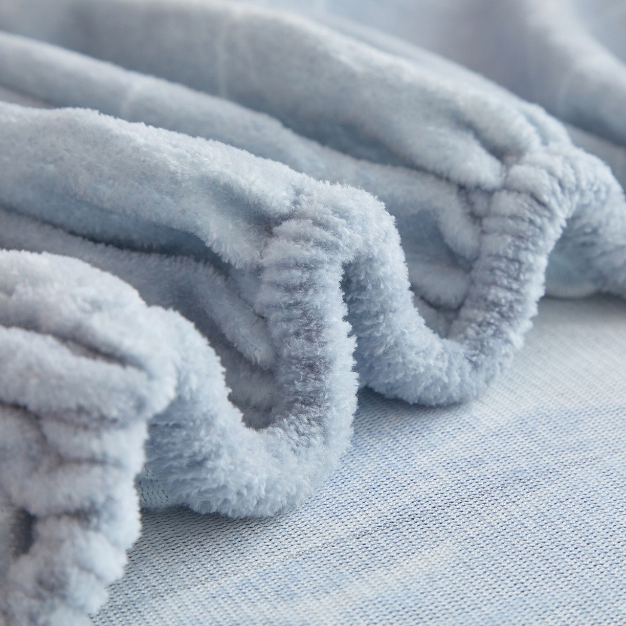 91家纺网 家纺一手货源 找家纺 蘭菲家纺 2025新款高克重亲肤保暖牛奶绒单品床笠-变形金刚 6号