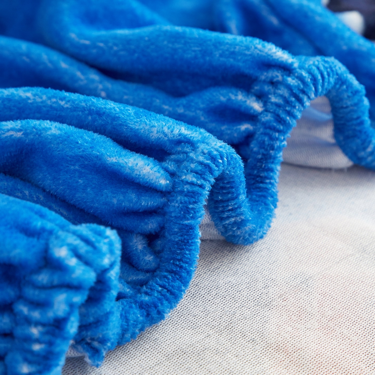 91家纺网 家纺一手货源 找家纺 蘭菲家纺 2025新款高克重亲肤保暖牛奶绒单品床笠-变形金刚 14号