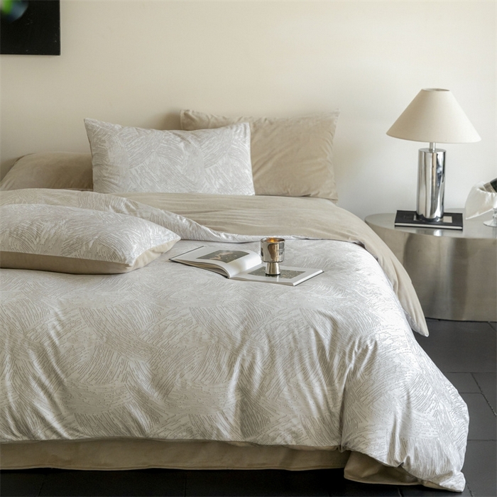 91家纺网 家纺一手货源 找家纺 （总）ONE TWO ONE 121 2025新款轻奢新法式德芙绒宝宝绒婴儿绒短毛绒牛奶绒四件套床单被套-盛仕顿