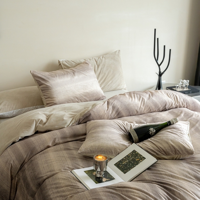 91家纺网 家纺一手货源 找家纺 （总）ONE TWO ONE 121 2025新款轻奢新法式德芙绒宝宝绒婴儿绒短毛绒牛奶绒四件套床单被套-漫步地球【会员-10】 平台控价券后不得低于 258  278