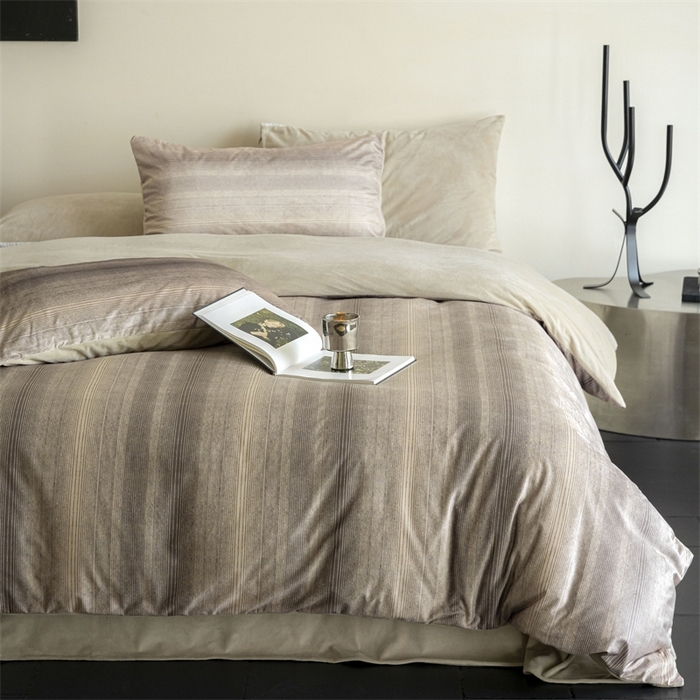 91家纺网 家纺一手货源 找家纺 （总）ONE TWO ONE 121 2025新款轻奢新法式德芙绒宝宝绒婴儿绒短毛绒牛奶绒四件套床单被套-漫步地球【会员-10】 平台控价券后不得低于 258  278