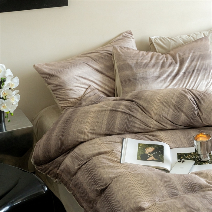 91家纺网 家纺一手货源 找家纺 （总）ONE TWO ONE 121 2025新款轻奢新法式德芙绒宝宝绒婴儿绒短毛绒牛奶绒四件套床单被套-漫步地球【会员-10】 平台控价券后不得低于 258  278