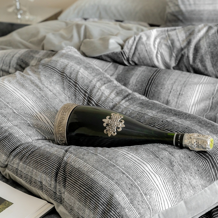 91家纺网 家纺一手货源 找家纺 ONE TWO ONE 121 2025新款轻奢新法式德芙绒宝宝绒婴儿绒短毛绒牛奶绒四件套床单被套-漫步地球【会员-10】 平台控价券后不得低于 258  278 漫步地球-深灰