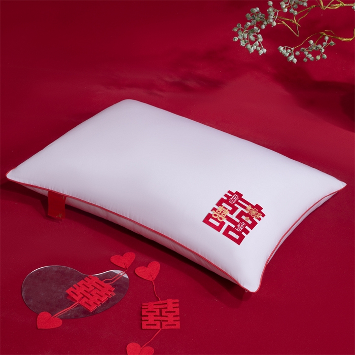 91家纺网 家纺一手货源 找家纺 （总）仁宇枕业 2025新款新品新人大红结婚喜庆富贵喜事婚庆舒适枕系列多规格单人双人长枕头枕芯