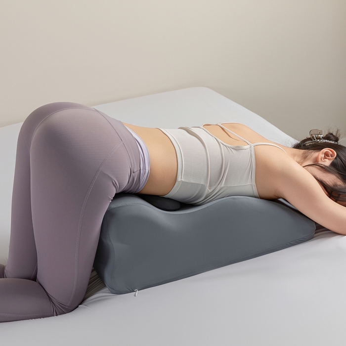 91家纺网 家纺一手货源 找家纺 腾超家纺 2025新款凉感丝人体工学趴睡枕枕头枕芯 深灰