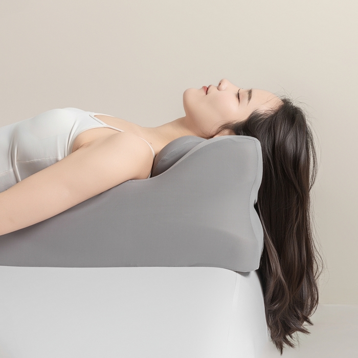 91家纺网 家纺一手货源 找家纺 腾超家纺 2025新款凉感丝人体工学趴睡枕枕头枕芯 灰色