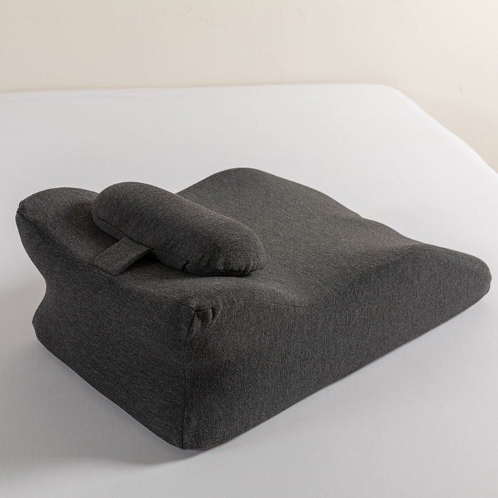 91家纺网 家纺一手货源 找家纺 腾超家纺 2025新款凉感丝人体工学趴睡枕枕头枕芯 黑色针织款