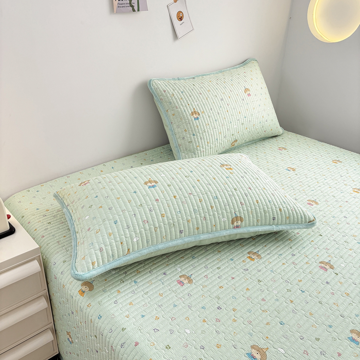 91家纺网 家纺一手货源 找家纺 金艾草 2025新款一面绒一面棉榻榻米大炕盖单件棉加绒床盖三件套A版全棉印花B版加厚牛奶绒 （提供买家秀） 星辰-蓝色