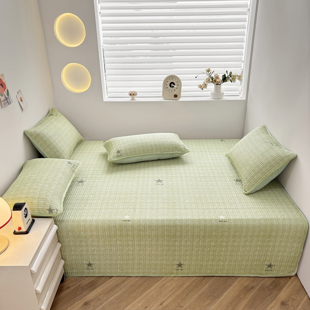 金艾草 2025新款一面绒一面棉榻榻米大炕盖单件棉加绒床盖三件套A版全棉印花B版加厚牛奶绒  （提供买家秀） 五角星-绿色