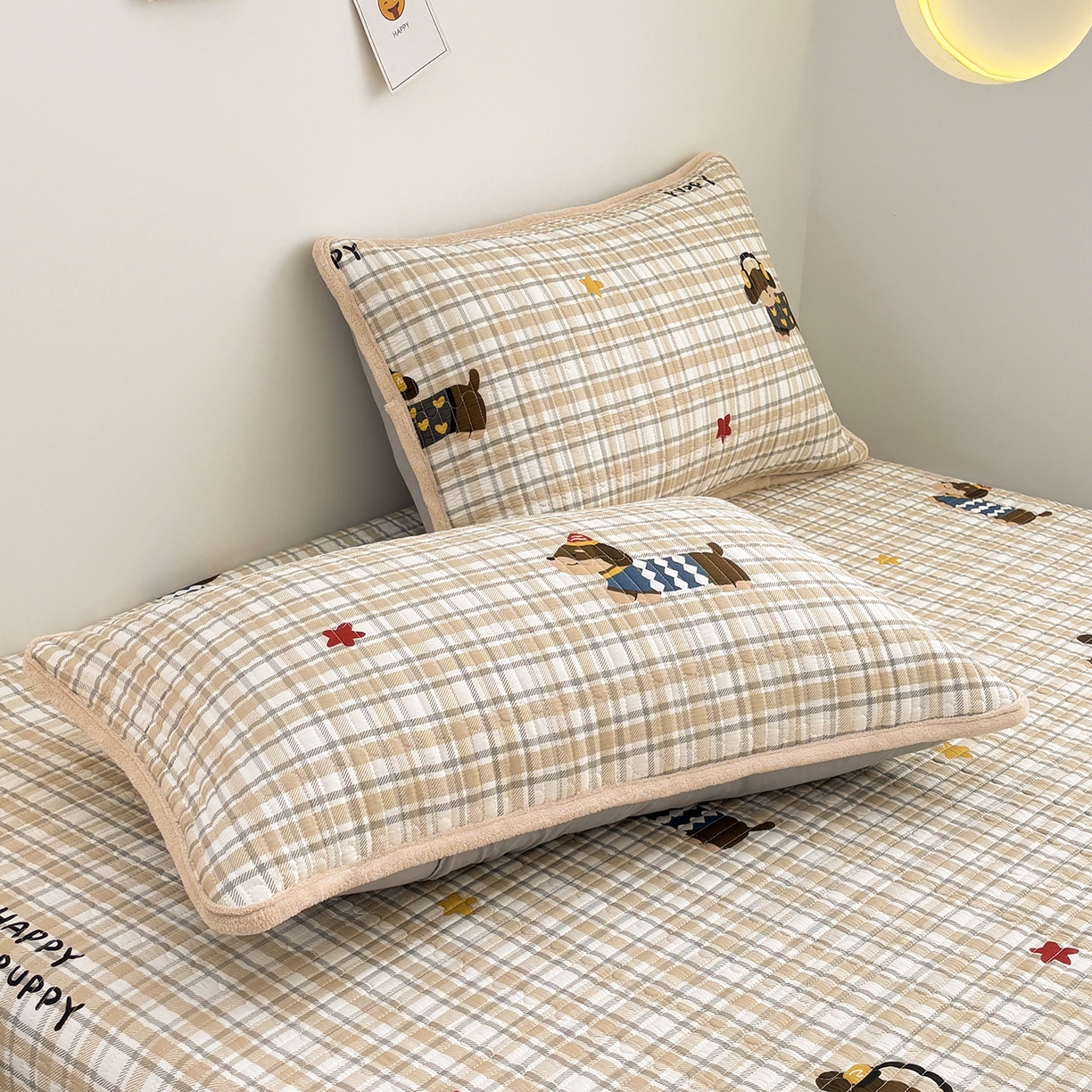 91家纺网 家纺一手货源 找家纺 金艾草 2025新款一面绒一面棉榻榻米大炕盖单件棉加绒床盖三件套A版全棉印花B版加厚牛奶绒 （提供买家秀） 酷比狗