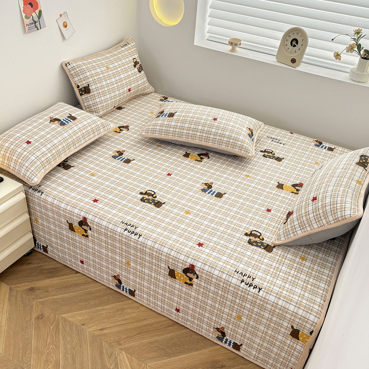 91家纺网 家纺一手货源 找家纺 金艾草 2025新款一面绒一面棉榻榻米大炕盖单件棉加绒床盖三件套A版全棉印花B版加厚牛奶绒 （提供买家秀） 酷比狗