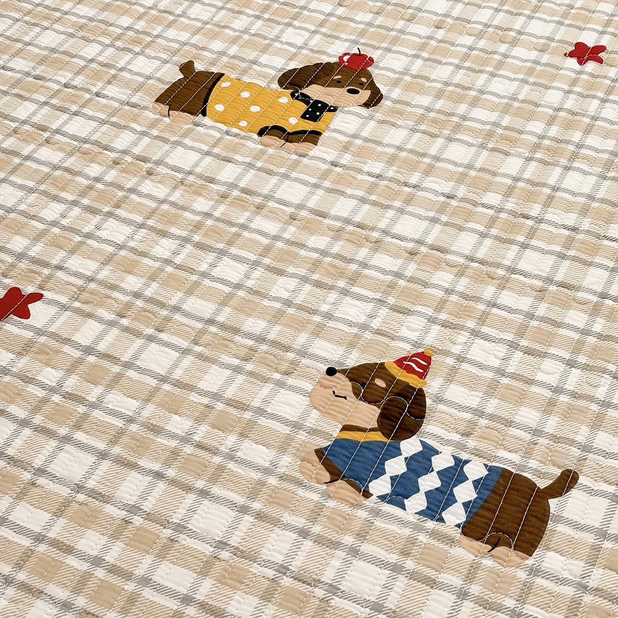 91家纺网 家纺一手货源 找家纺 金艾草 2025新款一面绒一面棉榻榻米大炕盖单件棉加绒床盖三件套A版全棉印花B版加厚牛奶绒 （提供买家秀） 酷比狗