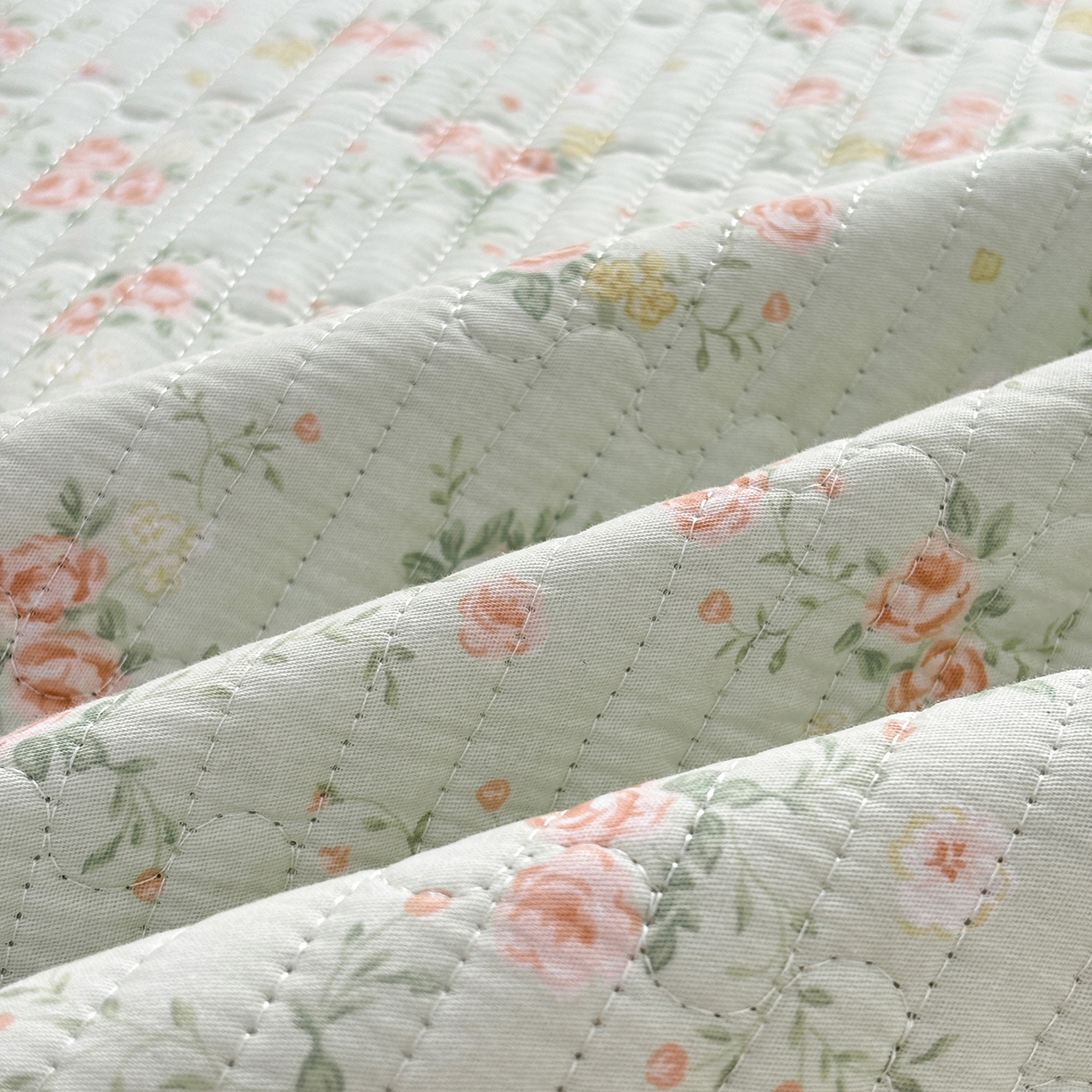 91家纺网 家纺一手货源 找家纺 金艾草 2025新款一面绒一面棉榻榻米大炕盖单件棉加绒床盖三件套A版全棉印花B版加厚牛奶绒 （提供买家秀） 南语花-绿色