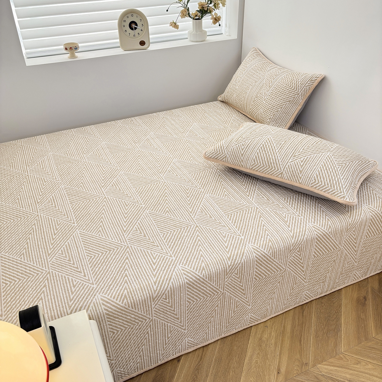 91家纺网 家纺一手货源 找家纺 金艾草 2025新款一面绒一面棉榻榻米大炕盖单件棉加绒床盖三件套A版全棉印花B版加厚牛奶绒 （提供买家秀） 卢卡斯