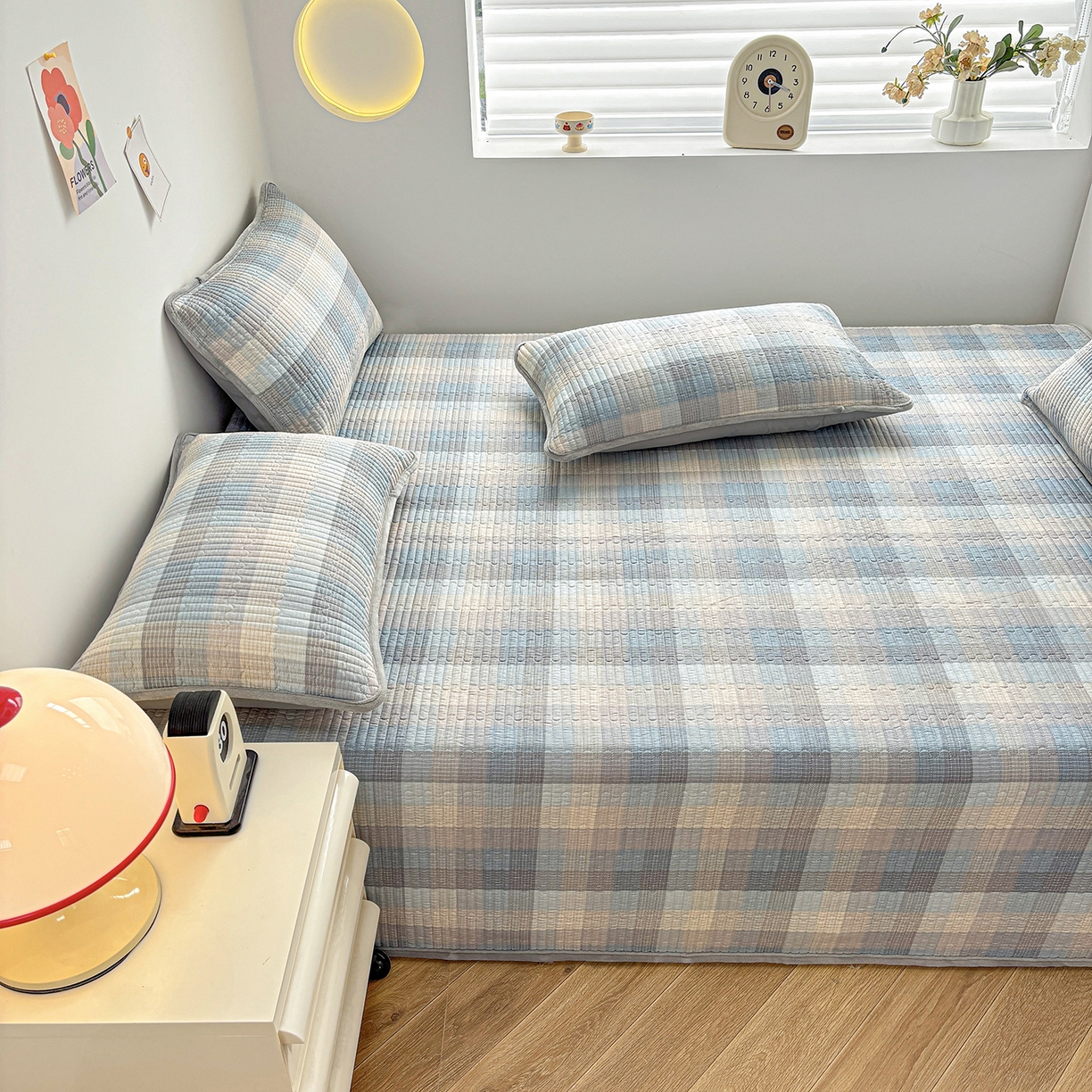 91家纺网 家纺一手货源 找家纺 金艾草 2025新款一面绒一面棉榻榻米大炕盖单件棉加绒床盖三件套A版全棉印花B版加厚牛奶绒 （提供买家秀） 苏轮-绒