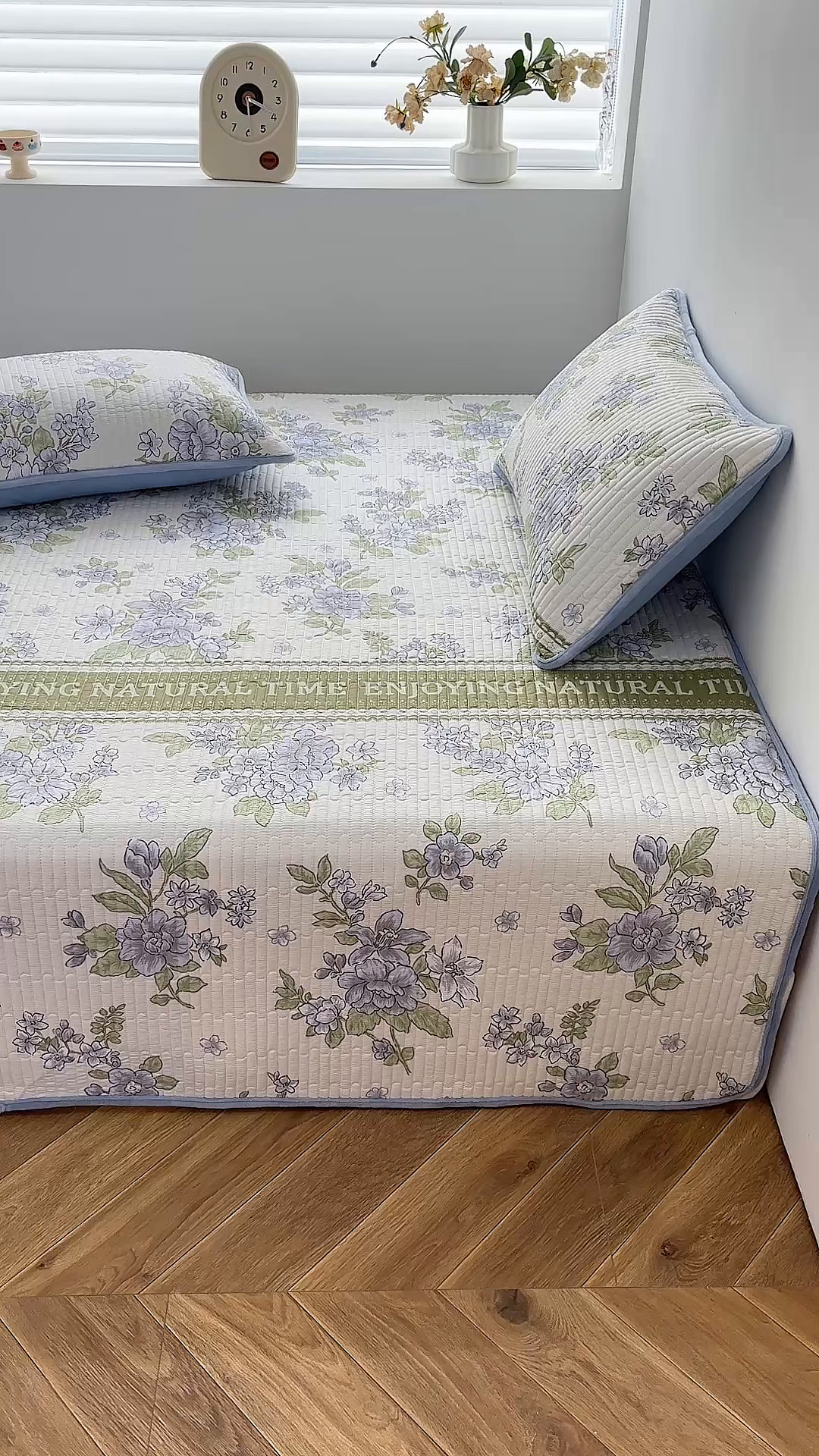 91家纺网 家纺一手货源 找家纺 金艾草 2025新款一面绒一面棉榻榻米大炕盖单件棉加绒床盖三件套A版全棉印花B版加厚牛奶绒 （提供买家秀） 风之恋