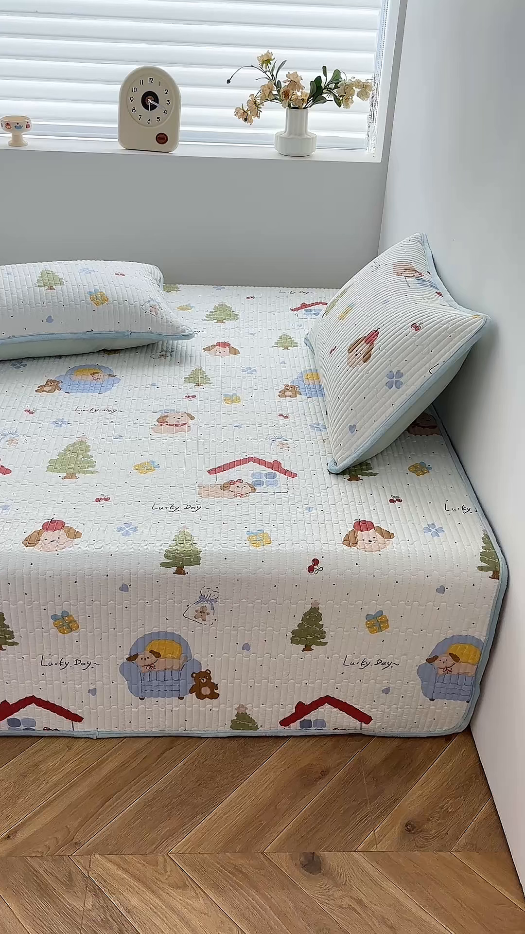 91家纺网 家纺一手货源 找家纺 （总）金艾草 2025新款一面绒一面棉榻榻米大炕盖单件棉加绒床盖三件套A版全棉印花B版加厚牛奶绒 （提供买家秀）