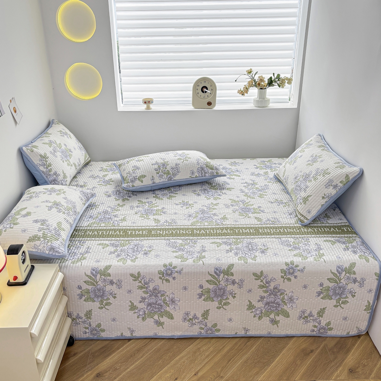 金艾草 2025新款一面绒一面棉榻榻米大炕盖单件棉加绒床盖三件套A版全棉印花B版加厚牛奶绒  （提供买家秀） 风之恋