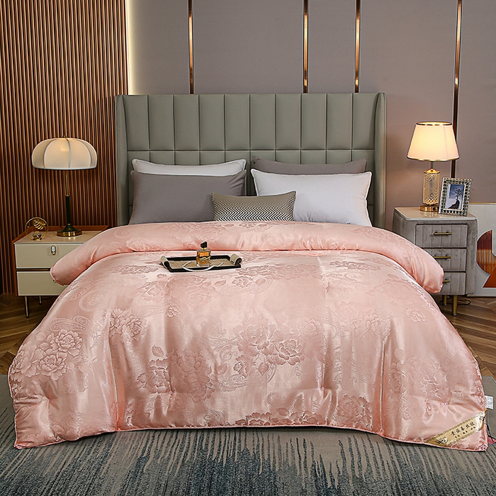 91家纺网 家纺一手货源 找家纺 （总）畅畅家纺 2025新款贡缎提花牡丹花封口羽丝棉被手工订花冬被夏被春秋被芯