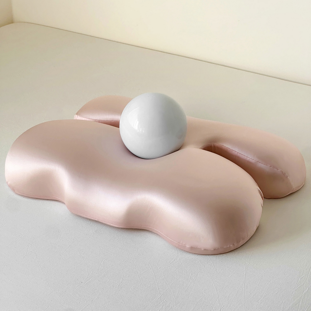 91家纺网 家纺一手货源 找家纺 麦哆乐 2025新款防皱美容枕H枕 防皱美 容枕H枕-粉色