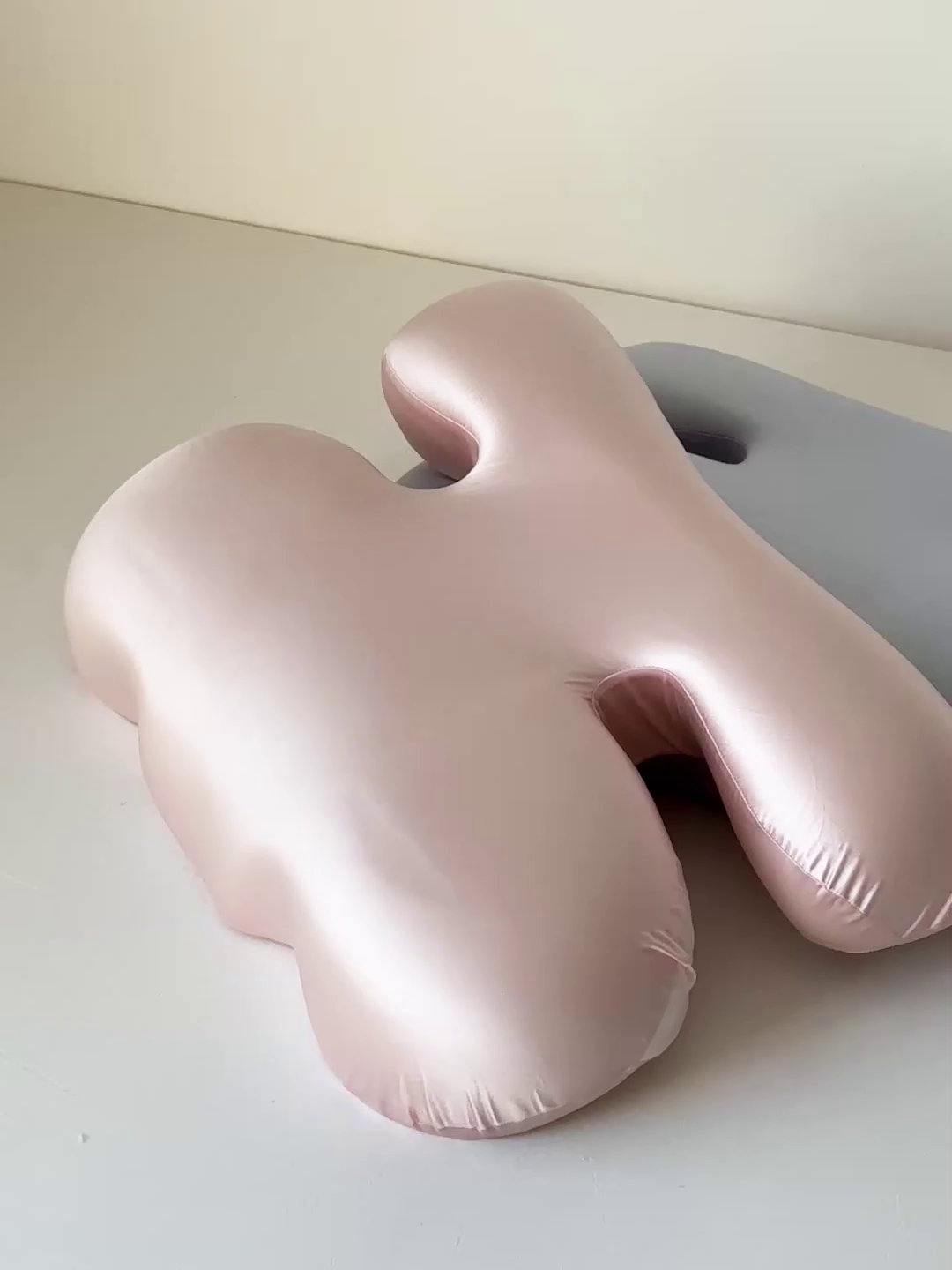 91家纺网 家纺一手货源 找家纺 麦哆乐 2025新款防皱美容枕H枕 防皱美 容枕H枕-蓝色