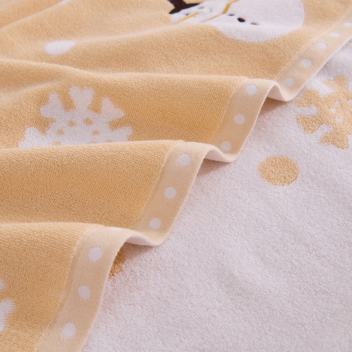 91家纺网 家纺一手货源 找家纺 棠薇家纺 2025新款全棉股纱毛巾浴巾套巾绣花纯棉浴巾毛巾卡通成人儿童学生 浴巾-雪人浅驼 浴巾140*70