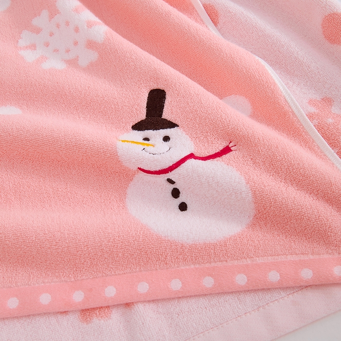 91家纺网 家纺一手货源 找家纺 棠薇家纺 2025新款全棉股纱毛巾浴巾套巾绣花纯棉浴巾毛巾卡通成人儿童学生 毛巾-雪人粉 毛巾 74*35cm
