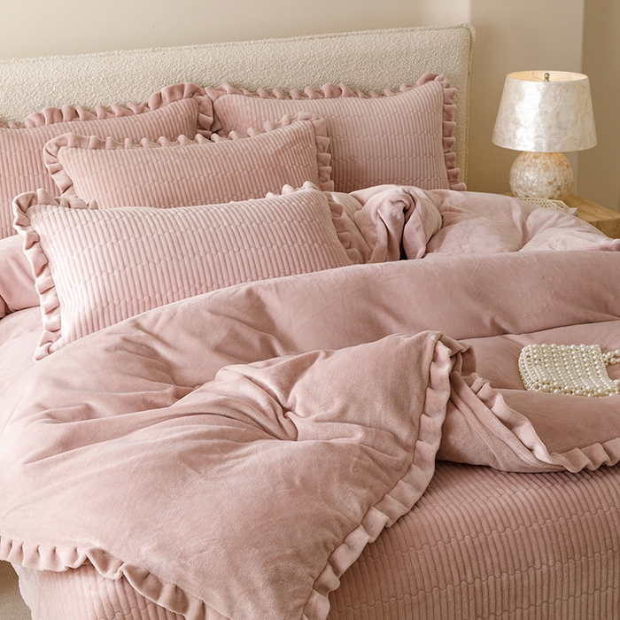 沐晴家纺 2025新款纯色牛奶绒法式床盖四件套花边床盖三件套单被套 胭粉