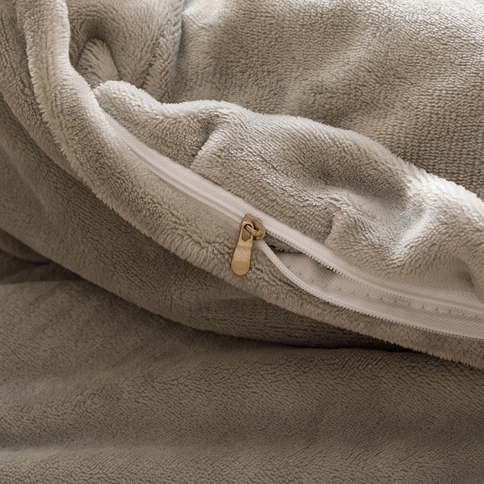 91家纺网 家纺一手货源 找家纺 沐晴家纺 2025新款纯色牛奶绒法式床盖四件套花边床盖三件套单被套 高级灰