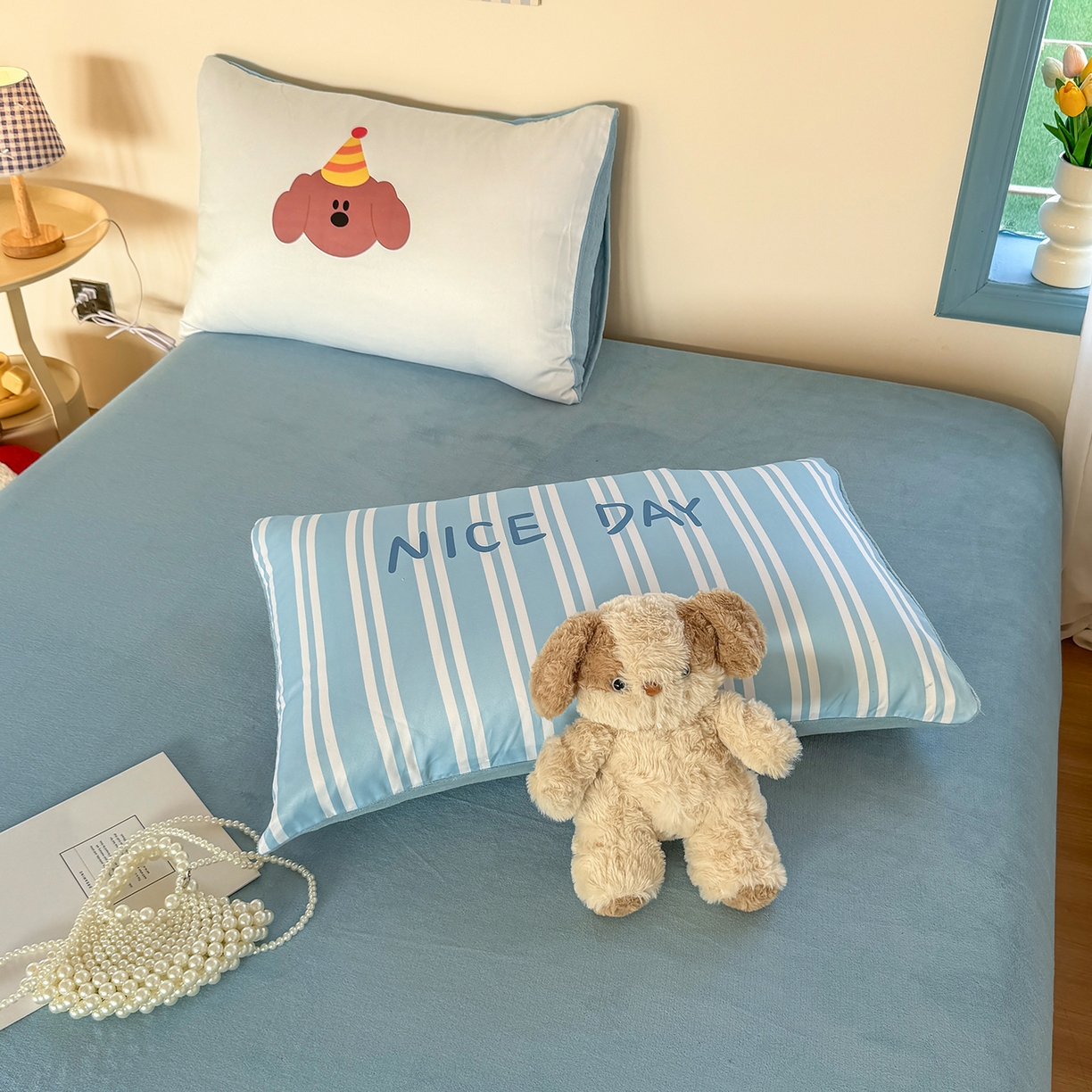 91家纺网 家纺一手货源 找家纺 （总）十一家居 2025新款A类原创设计大版印花恒温保暖牛奶绒床笠套件