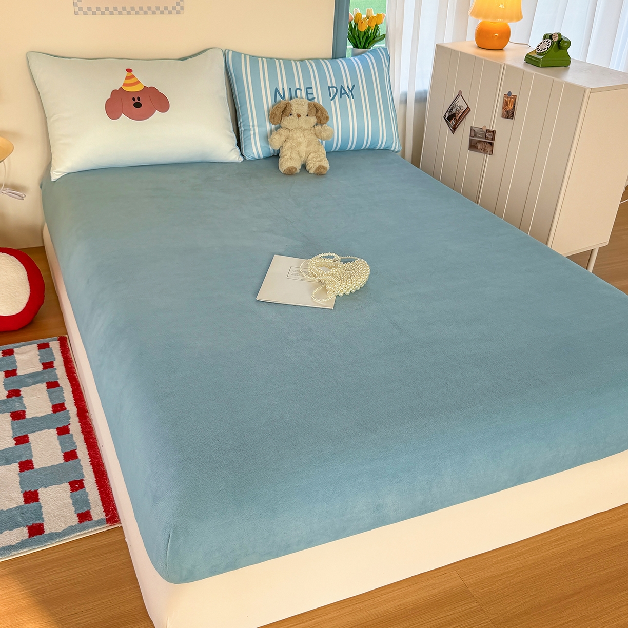 91家纺网 家纺一手货源 找家纺 十一家居 2025新款A类原创设计大版印花恒温保暖牛奶绒床笠套件 音乐萌犬