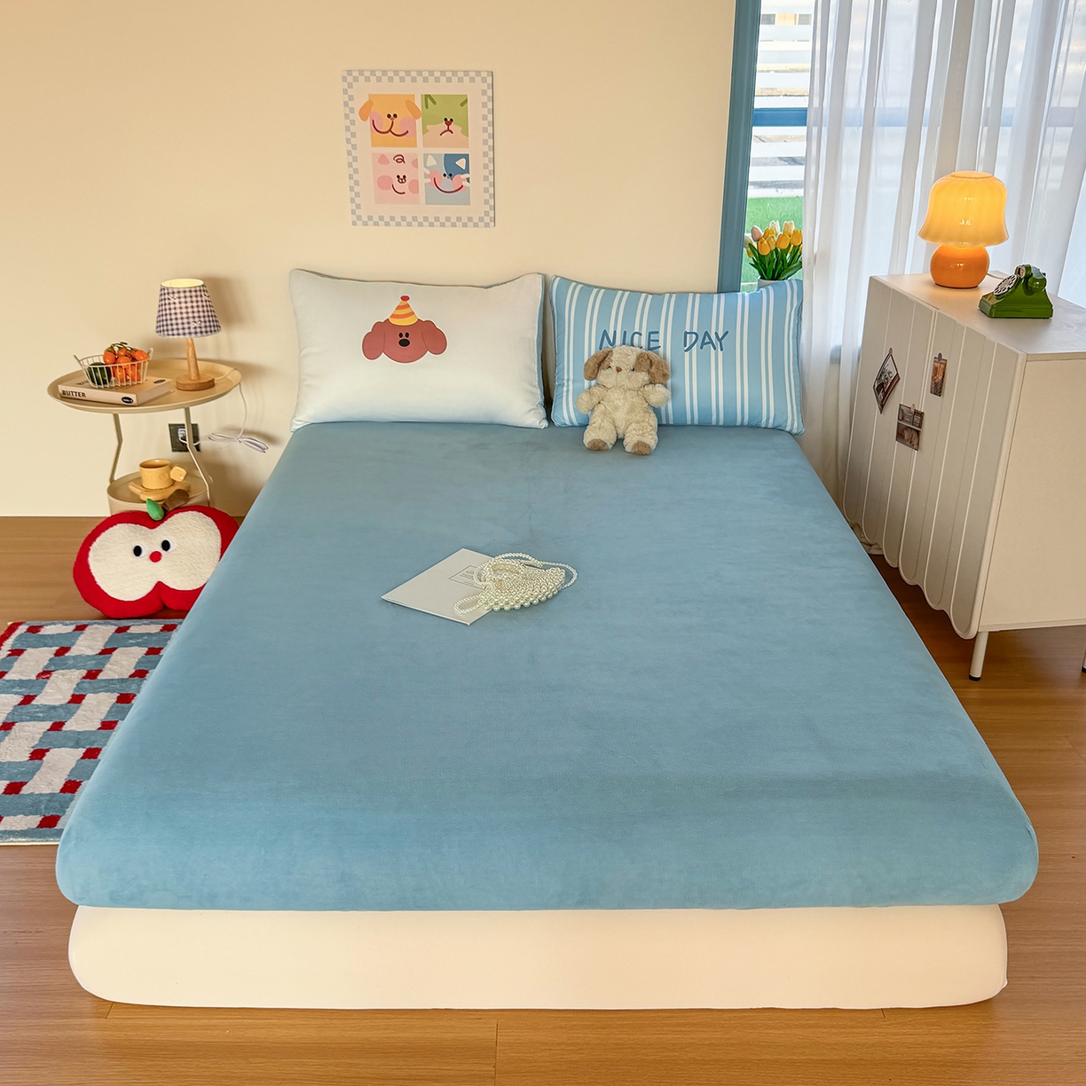 91家纺网 家纺一手货源 找家纺 十一家居 2025新款A类原创设计大版印花恒温保暖牛奶绒床笠套件 音乐萌犬