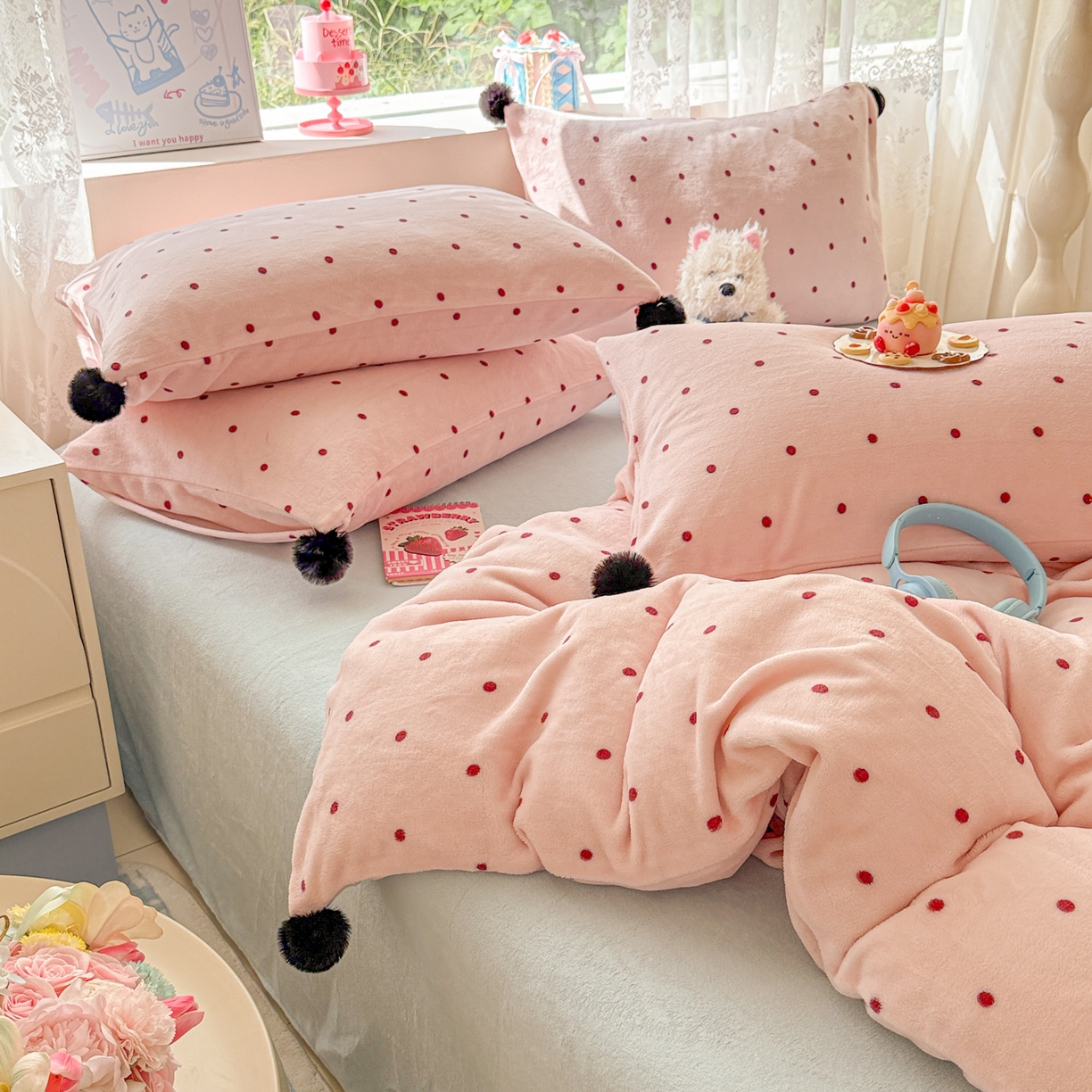 91家纺网 家纺一手货源 找家纺 （总）米可 2025秋冬新品混搭波点高克重牛奶绒毛球款单被套