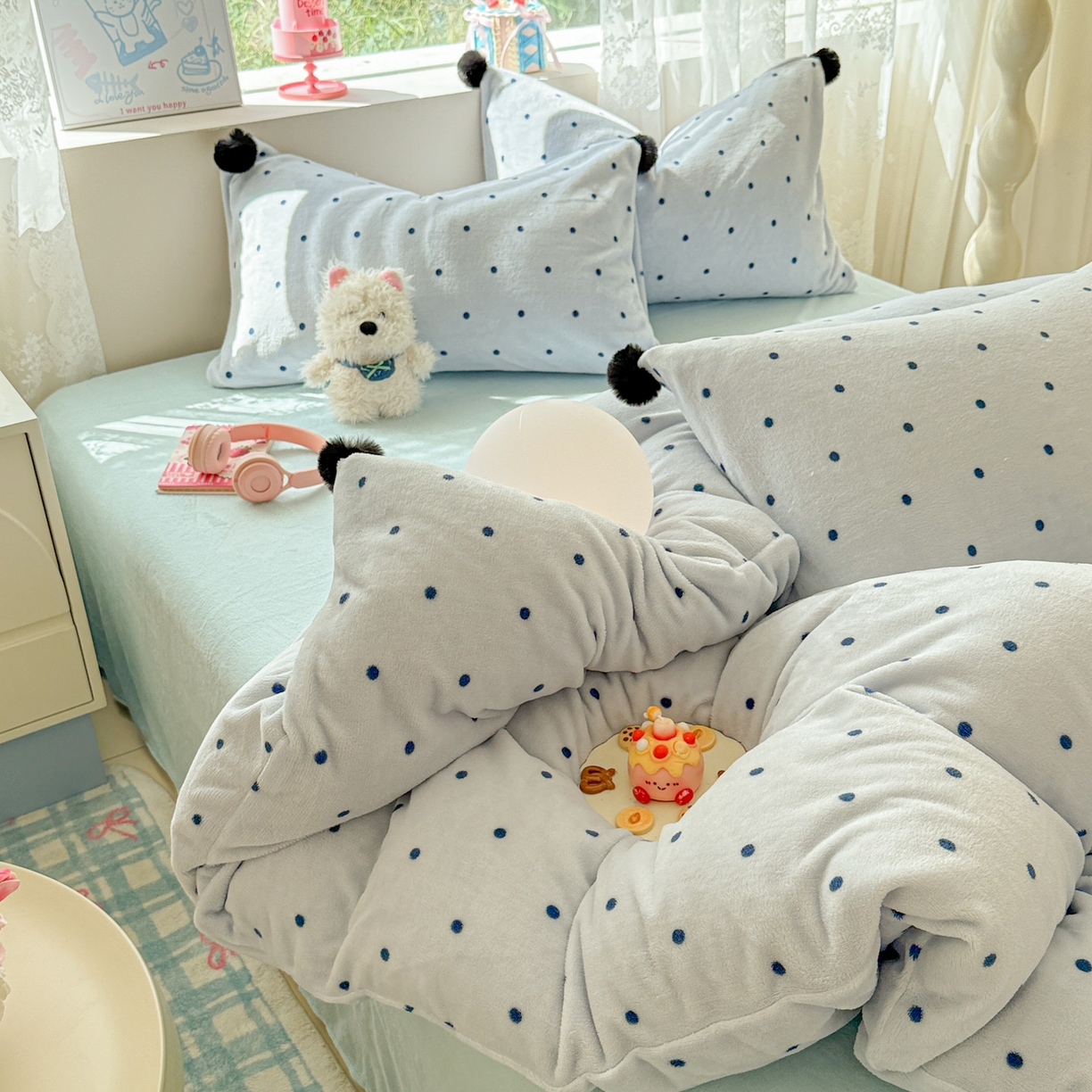 91家纺网 家纺一手货源 找家纺 米可 2025秋冬新品混搭波点高克重牛奶绒毛球款单被套 波点-蓝（蓝床单）