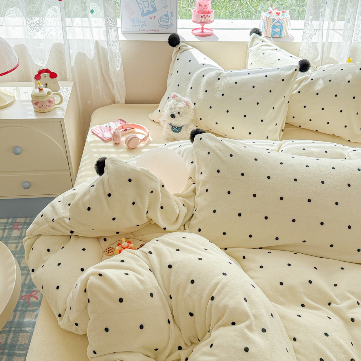 91家纺网 家纺一手货源 找家纺 米可 2025秋冬新品混搭波点高克重牛奶绒毛球款单被套 波点-奶白