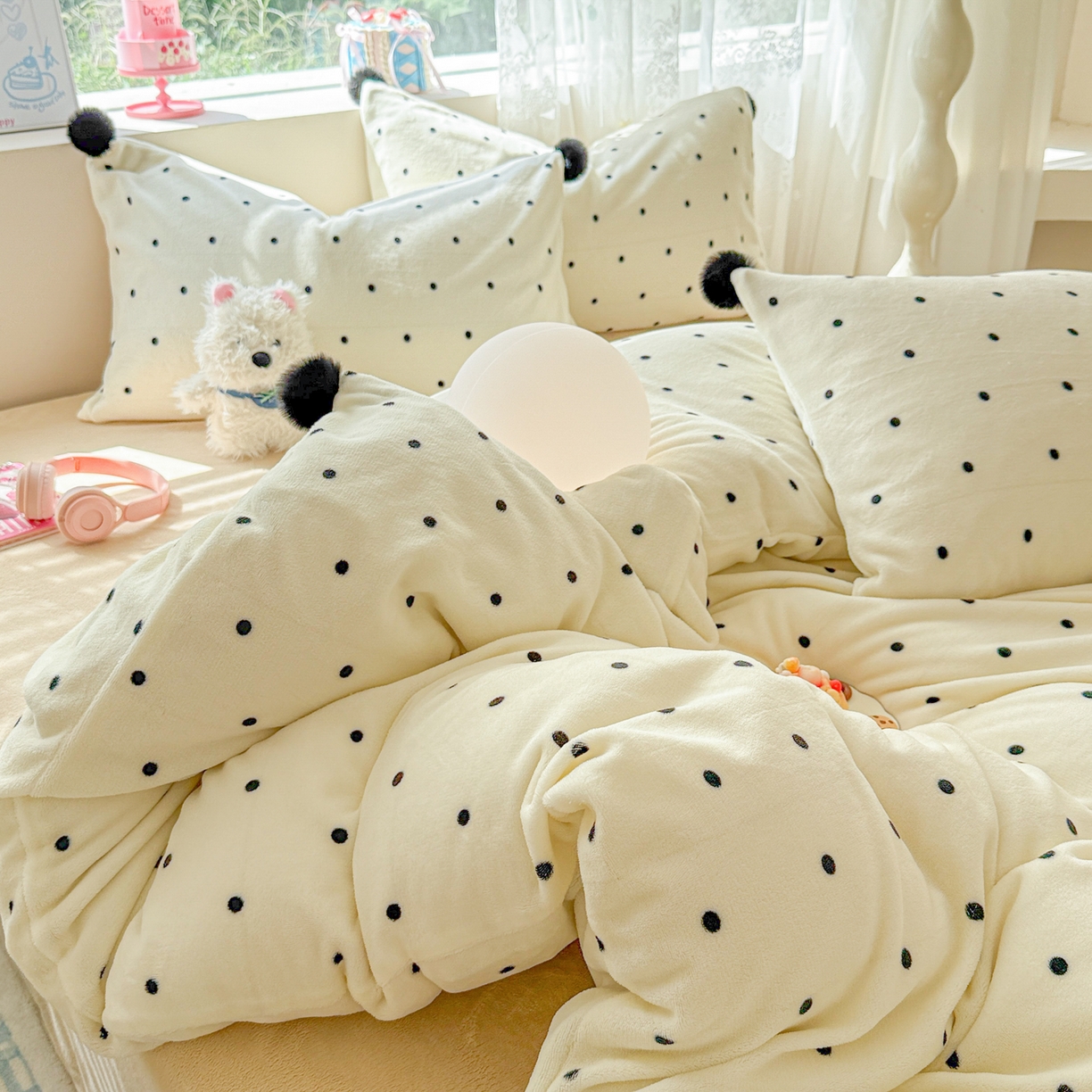 91家纺网 家纺一手货源 找家纺 米可 2025秋冬新品混搭波点高克重牛奶绒毛球款单被套 波点-奶白
