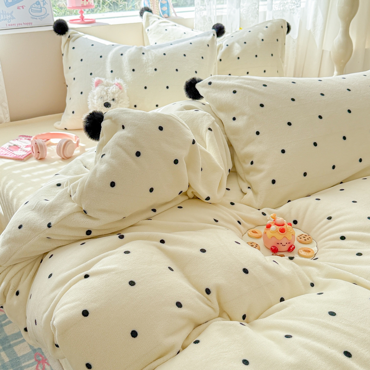 91家纺网 家纺一手货源 找家纺 米可 2025秋冬新品混搭波点高克重牛奶绒毛球款单被套 波点-奶白