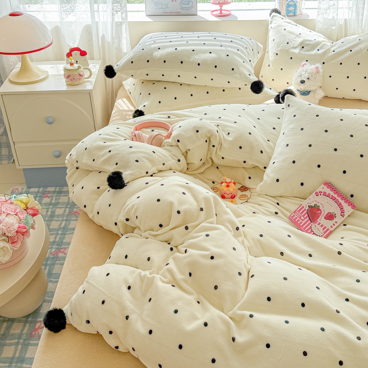 91家纺网 家纺一手货源 找家纺 米可 2025秋冬新品混搭波点高克重牛奶绒毛球款单被套 波点-奶白