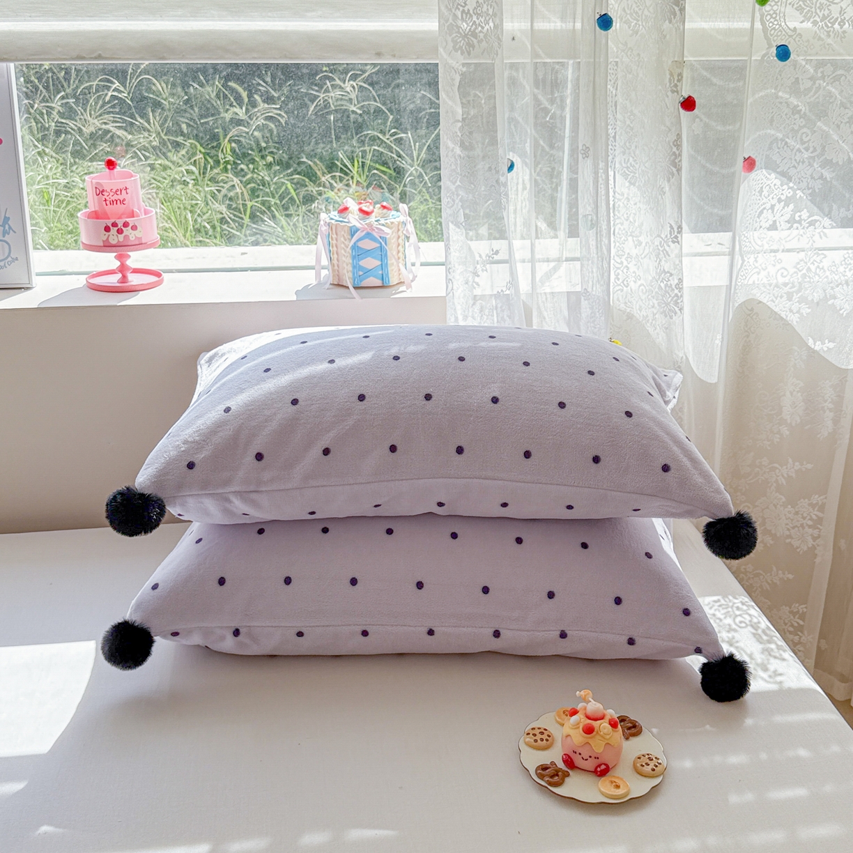 91家纺网 家纺一手货源 找家纺 米可 2025秋冬新品混搭波点高克重牛奶绒毛球款单枕套 紫色