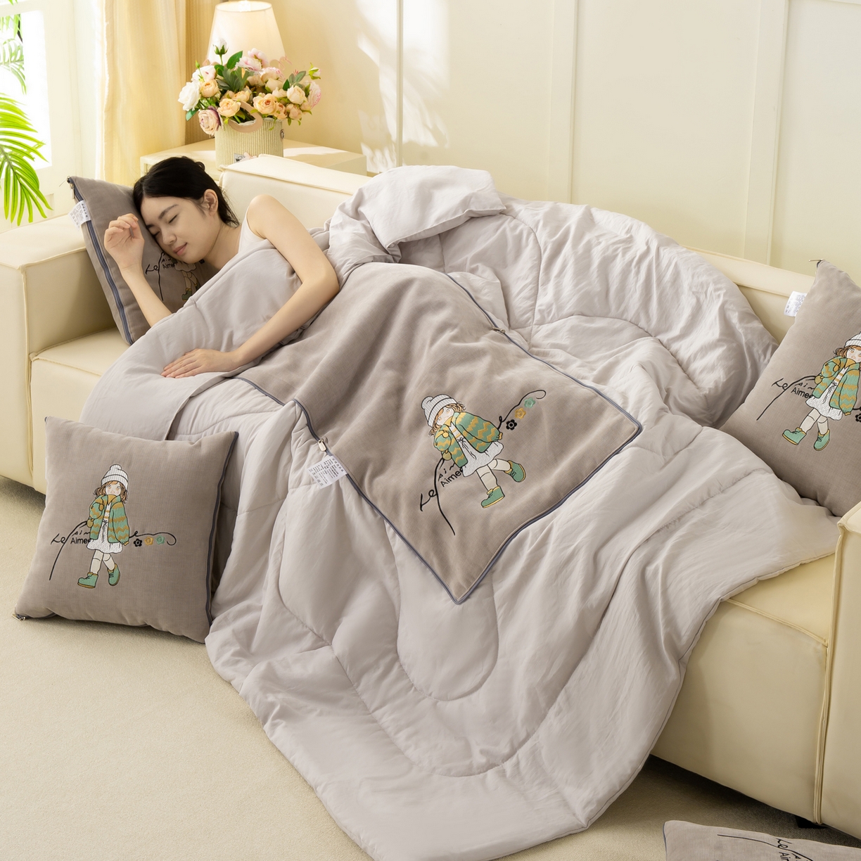 多今家纺 2025新款水洗棉雪尼尔刺绣抱枕被子-艾米糖系列 艾米糖-葵花白