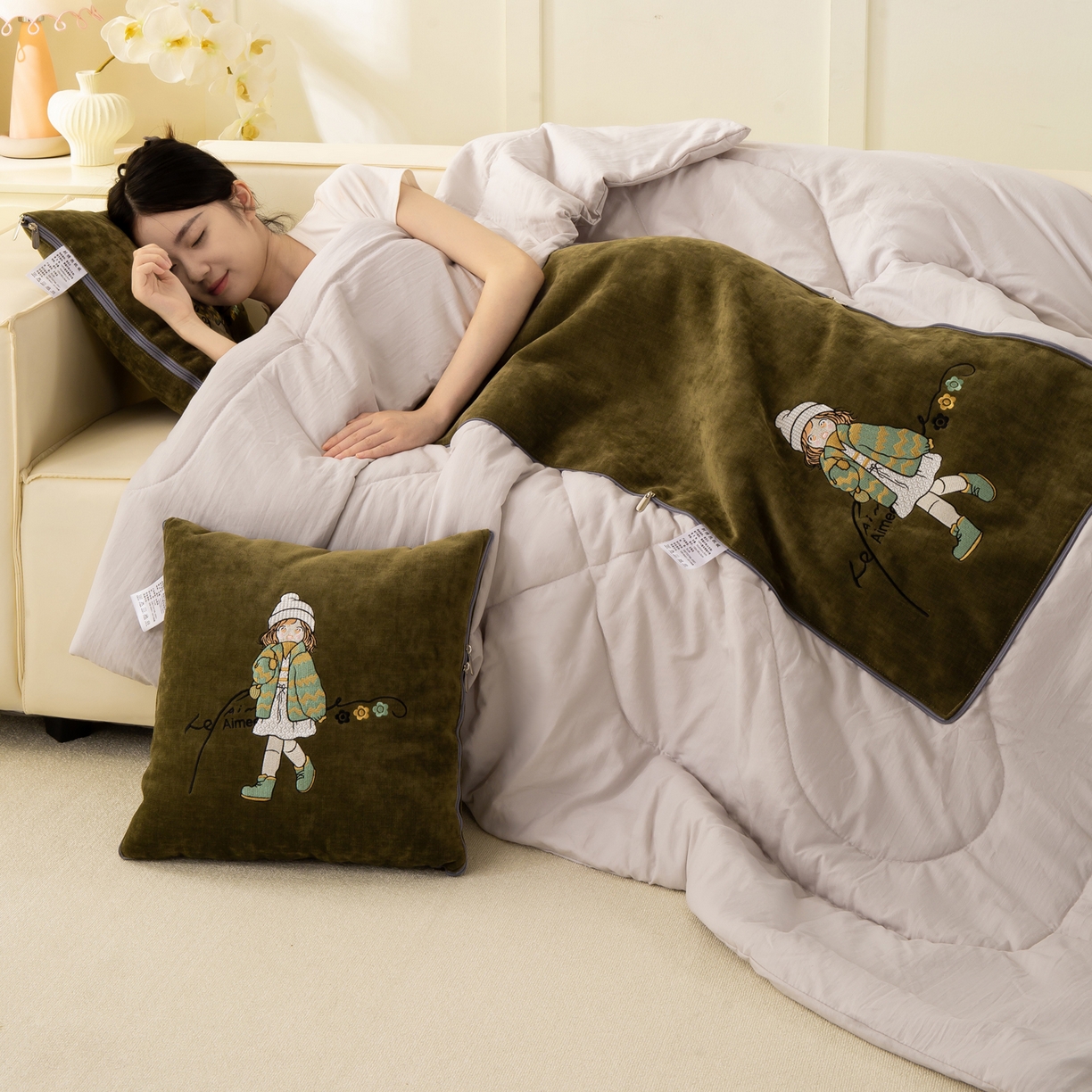 91家纺网 家纺一手货源 找家纺 多今家纺 2025新款水洗棉雪尼尔刺绣抱枕被子-艾米糖系列 艾米糖-葱绿