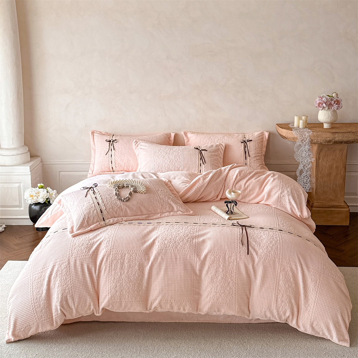 91家纺网 家纺一手货源 找家纺 慕木家纺 2025新款高端雕花公主风蝴蝶结工艺款四件套绿野仙踪系列（直播热款）提供买家秀 绿野仙踪-仙女粉