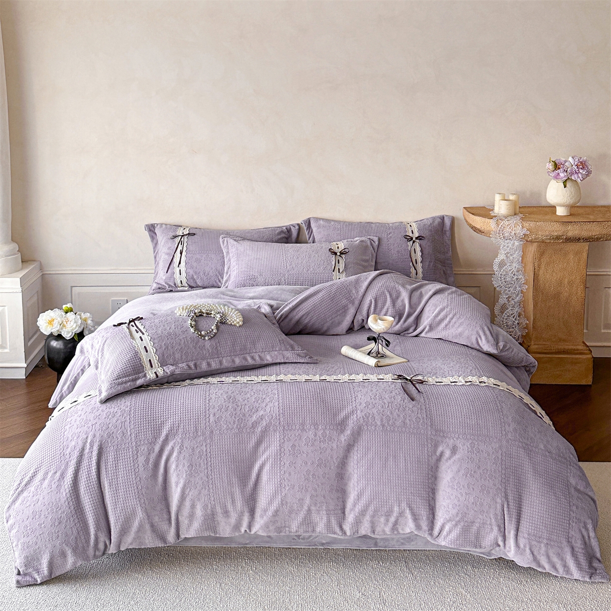 91家纺网 家纺一手货源 找家纺 慕木家纺 2025新款高端雕花公主风蝴蝶结工艺款四件套绿野仙踪系列（直播热款）提供买家秀 绿野仙踪-烟紫